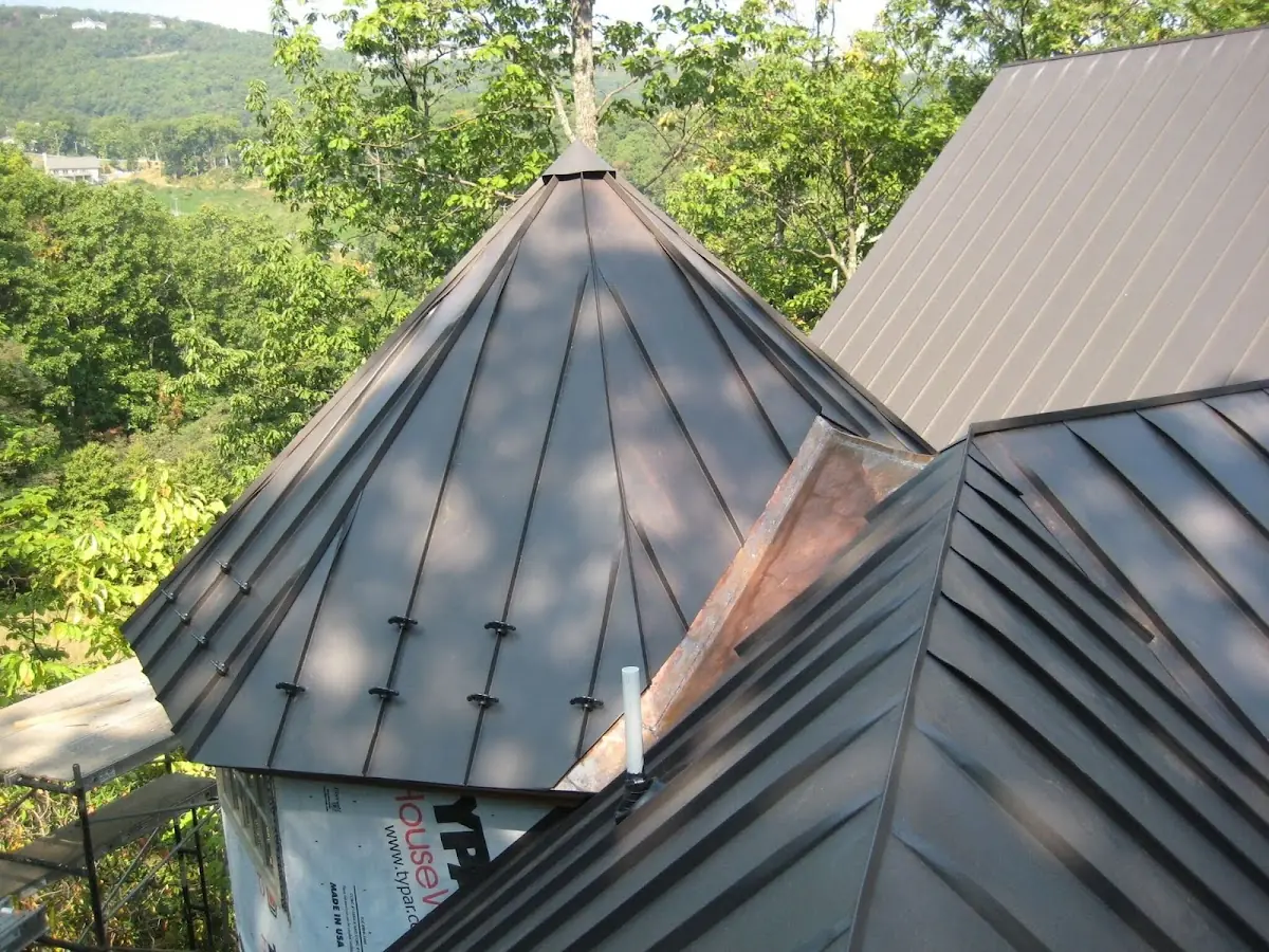 Professional Roof Tarp Installation by Craftsman Roofing in Jamestown